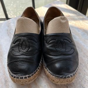 Used Chanel espadrilles black lamb skin leather
